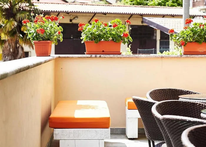 2000 Ξενοδοχείο 3*