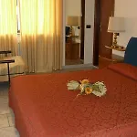 Hotel 2000 3*