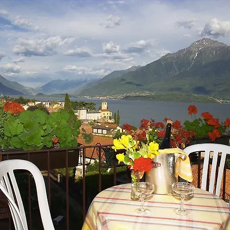 2000 Hotell Gravedona