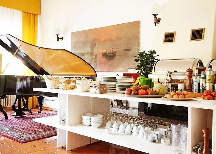 Отель 2000 Граведона