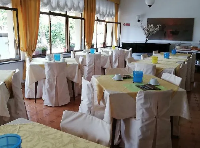 2000 Hotel Gravedona